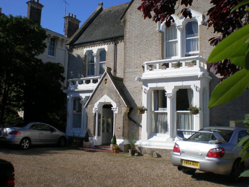 Bed & Breakfast The George