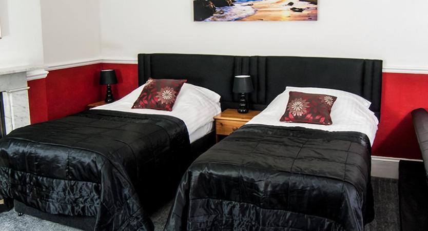 The George 3*